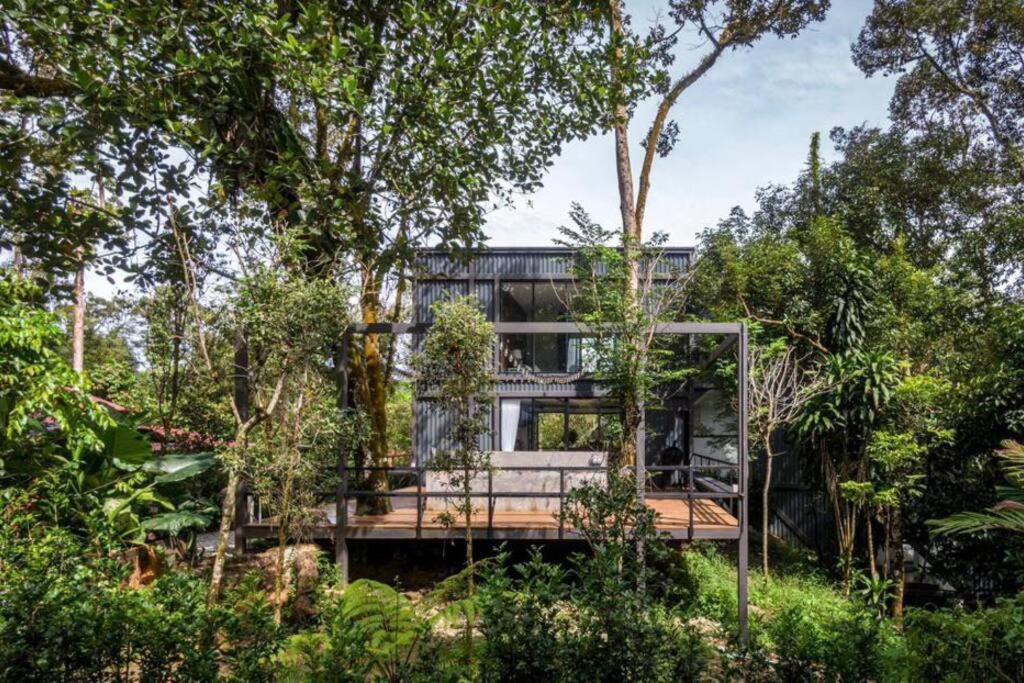 The Estate Hulu Rening - Private Retreat Cabin 바탕 칼리 외부 사진
